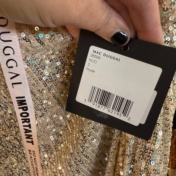Mac Duggal Sequin Dress Floor Length Gown Champagne Nude Beige Size 2 NWT - Picture 6 of 9